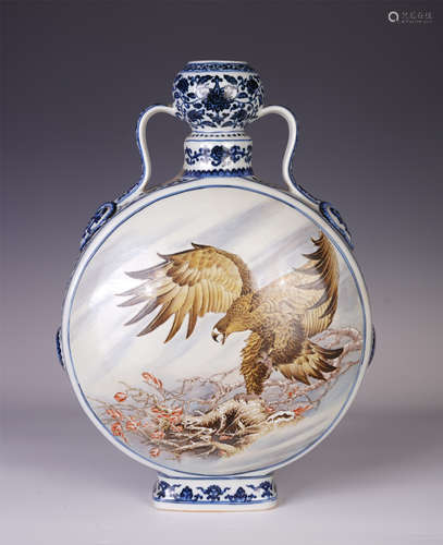 A CHINESE FAMILLE ROSE BLUE AND WHITE FLOWER AND BIRD FLASK VASE