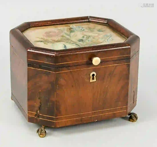 Biedermeier handmade lidded box, 19