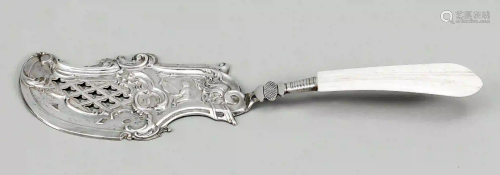Lifter, c. 1840, silver hallmarked,