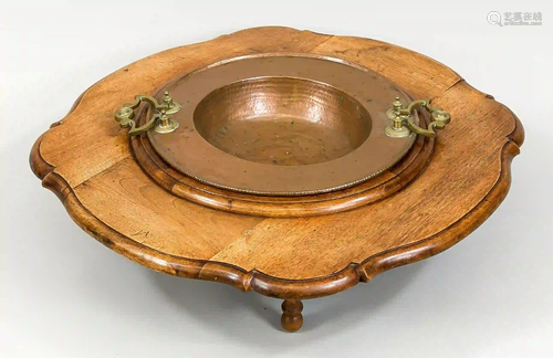 Chestnut pan, late 19th c., matchin