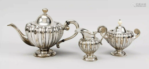 Three-piece tea centerpiece, Germa