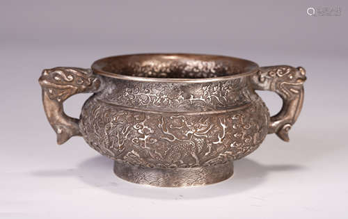 A CHINESE DOUBLE BEAST HANDLE PURE SILVER ROUND CENSER