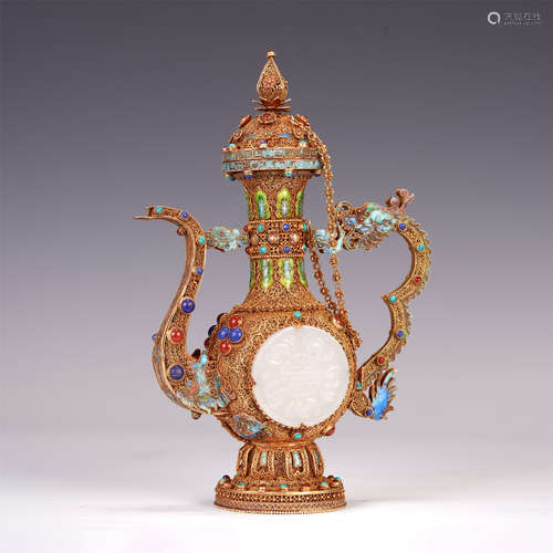 A CHINESE PURE SILVER GILDING INLAID GEMSTONES HANDLED EWER