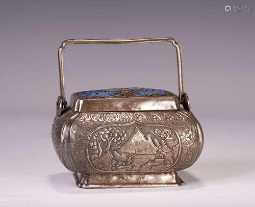 A CHINESE PURE SILVER HAND CENSER WITH MOUNTAINS LANDSCAPE PATTERN