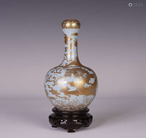 A CHINESE TIANQING GLAZE GOLD PAINTED DRAGON PATTERN GARLIC MOUTH BOTTLE VASE