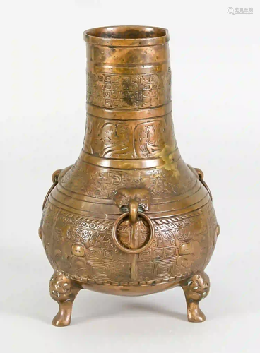 Archaizing copper vase, China, 19th