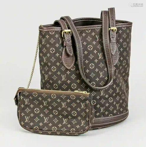 Louis Vuitton Bucket Bag with poche