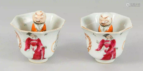 Pair of octagonal Wu Shuang Pu cups