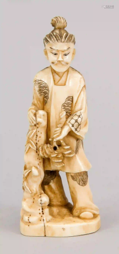 Leg carving of a man, China, late 1