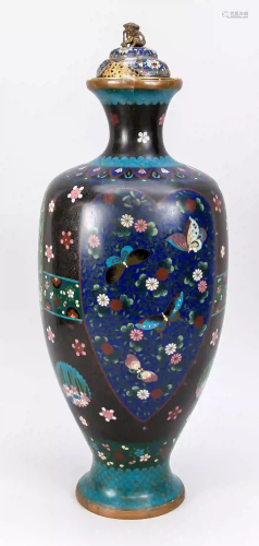 CloisonnÃ© lidded vase, Japan, c. 19
