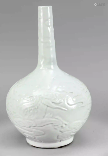 Monochrome dragon relief vase, Chin