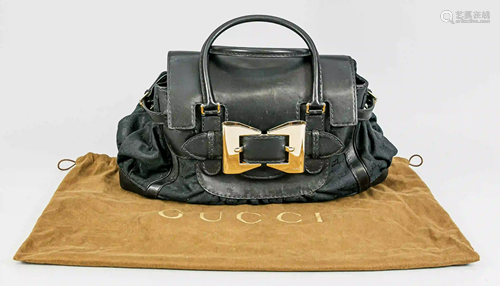 Large handbag from Gucci. Black, sl