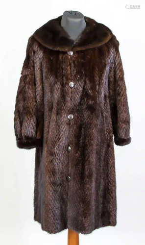 Ladies mink coat, dark brown with d