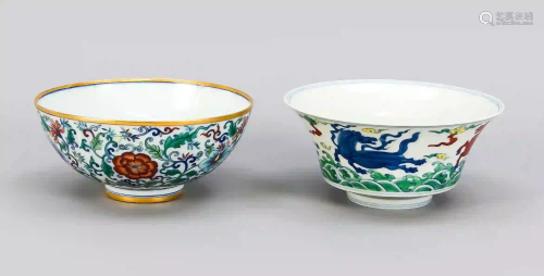 2 Small bowls, China, 20th c., surr