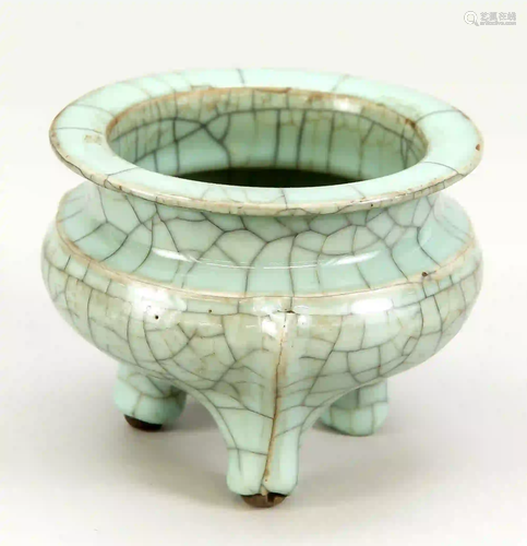 Guan-type celadon incense burner/ce