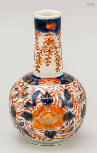 Small bottle vase, Japan, 18th/19th