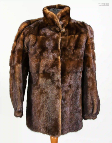 Ladies mink jacket, dark brown. Wit