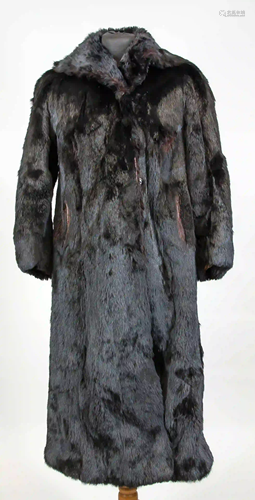 Ladies fur coat, 2nd h. 20th c., bl