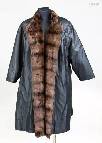 Ladies nylon coat with fur trim, no