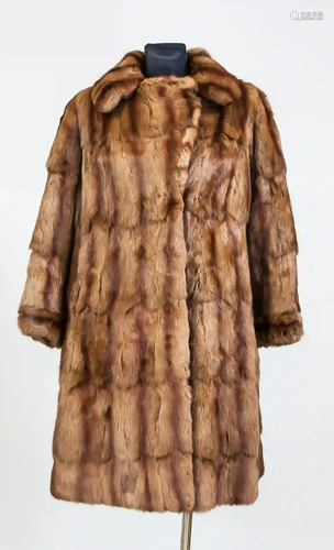 Ladies fur coat, brown mottled. On