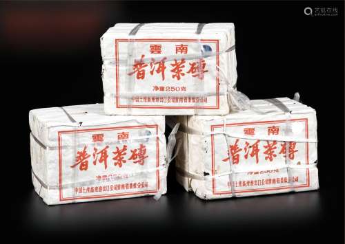 2000年  中国土产公司普洱熟茶砖