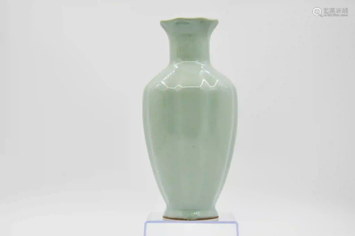 12-13th century vase