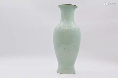 18th century china bottle