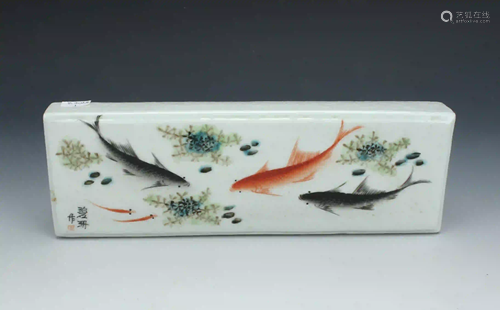 PORCELAIN RECTANGLE FISH BRUSH REST