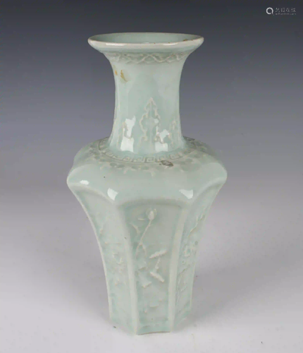 EIGHT SIDED CELADON VASE