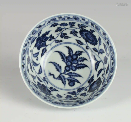 BLUE & WHITE FLOWER & TENDRIL BOWL