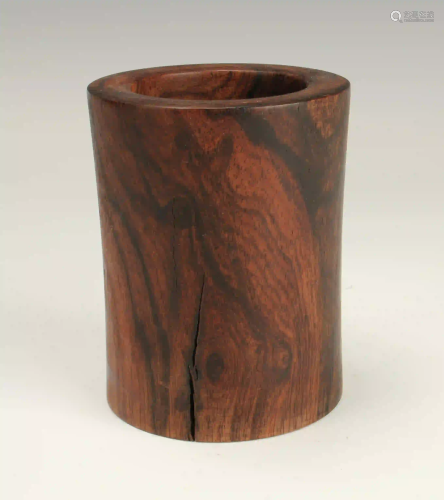 SMALL WOODEN CYLINDRICAL BRUSH POT