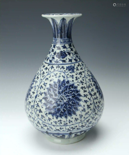 BLUE & WHITE LOTUS YUHUCHUNPING VASE