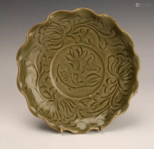 CARVED & INCISED CELADON FISH LOTUS BOWL