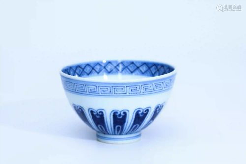 A Blue and White Lotus Petal Pattern Porcelain Cup