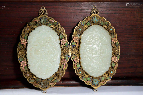 A Pair of White Jade Inlaid Dragon Pattern Filigree