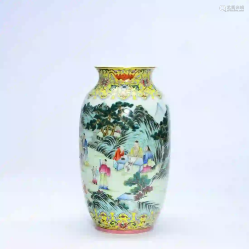 A Famille Rose Figures Porcelain Lantern-shaped Vase