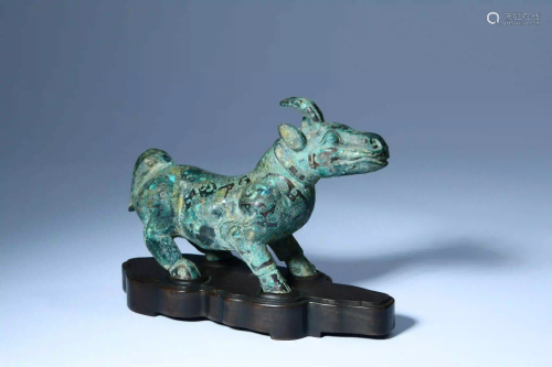 A Turquoise Inlaid Bronze Silver Inlaying Rhinoceros