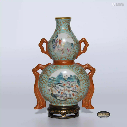 A Turquoise Ground Famille Rose Gilt Figure Porcelain