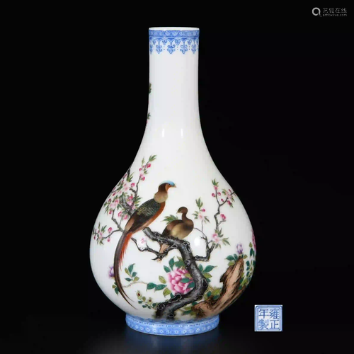 An Enamel Bird and Flower Porcelain Vase