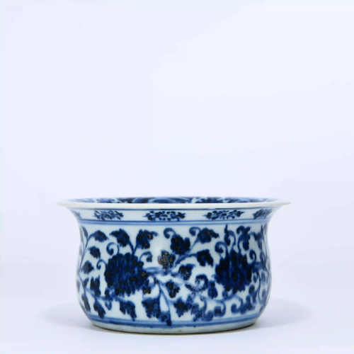 A Blue and White Flower Porcelain Basin