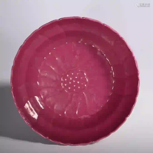 A Red Glazed Flower Porcelain Plate