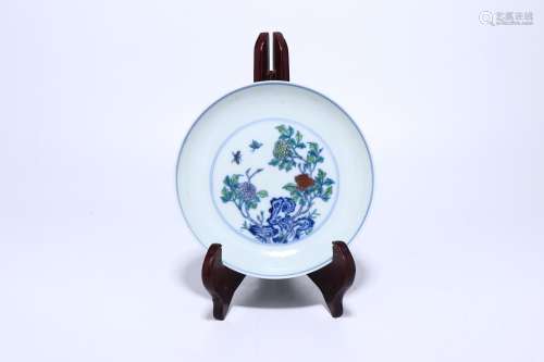chinese blue and white doucai porcelain dish