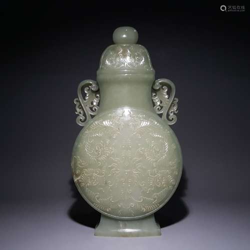 chinese hetian jade vase with flower pattern