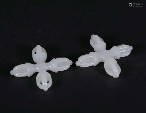 chinese white jade pendant