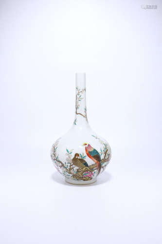 chinese famille rose porcelain bottle vase