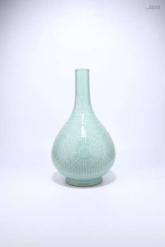 chinese celadon glazed porcelain bottle vase