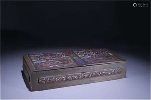 A Chinese Bronze Box
