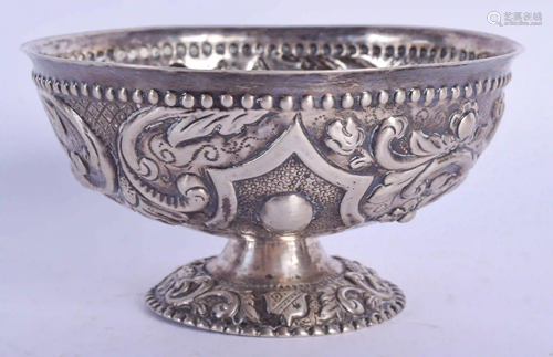 A 19TH CENTURY EUROPEAN EMBOSSED SILVER SUGAR BOWL