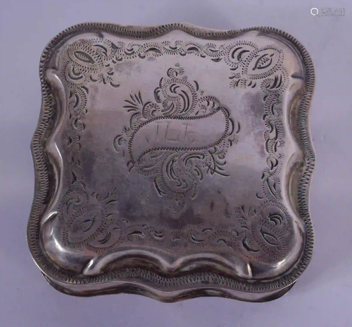 AN ANTIQUE SILVER PATCH BOX. 24 GRAMS. 5.5 cm square.