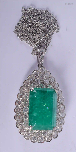 A LARGE 18CT GOLD MOUNTED EMERALD AND DIAMON…